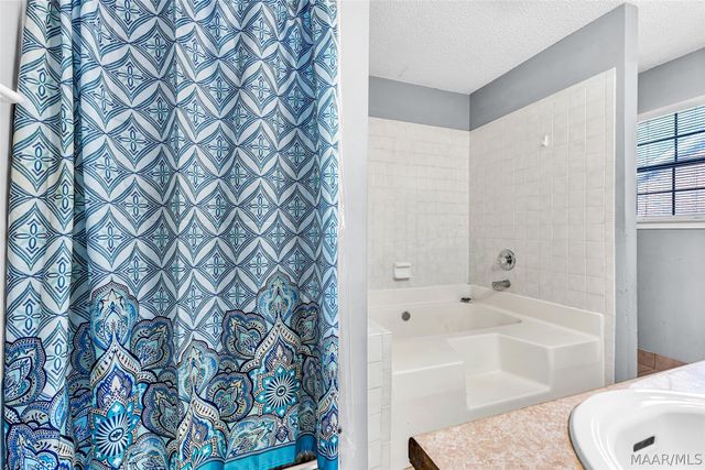 384 Forest Park Drive, Montgomery, AL 36109