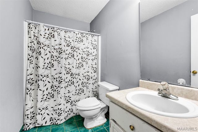 384 Forest Park Drive, Montgomery, AL 36109