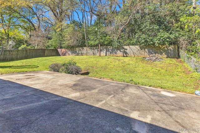 384 Forest Park Drive, Montgomery, AL 36109