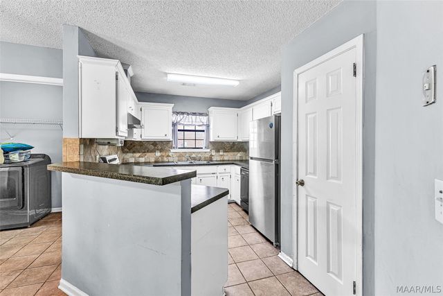 384 Forest Park Drive, Montgomery, AL 36109