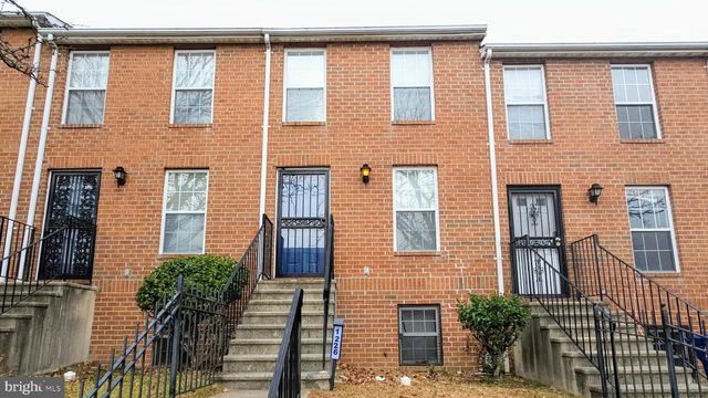 1226 E CHASE ST, Baltimore, MD 21202