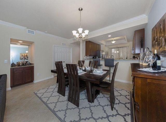 5528 PALMER CIRCLE 105, Lakewood Ranch, FL 34211