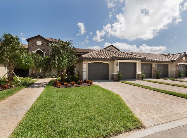 5528 PALMER CIRCLE 105, Lakewood Ranch, FL 34211