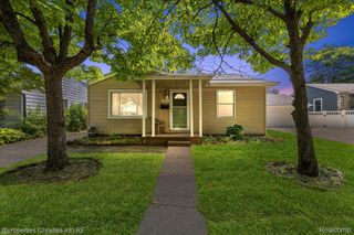 1890 College Street, Ferndale, MI 48220