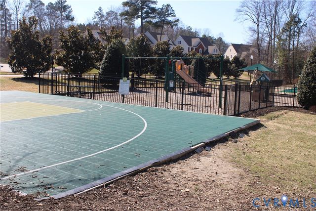 9061 Vidette Ln, Mechanicsville, VA 23116