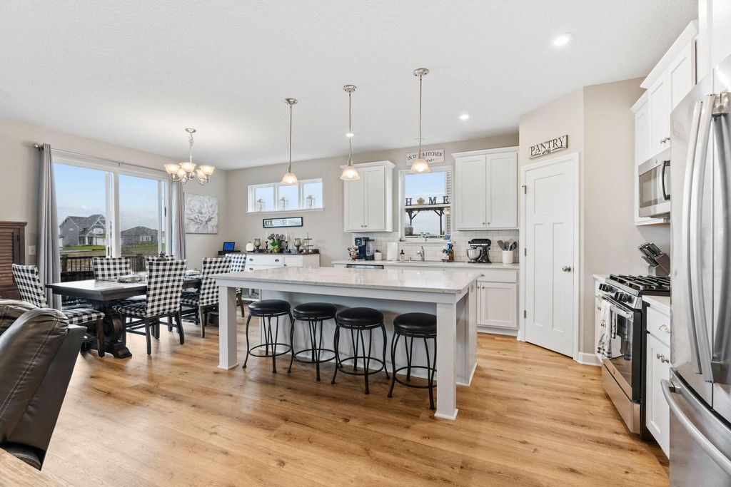 7276 Parell Avenue NE, Otsego, MN 55330