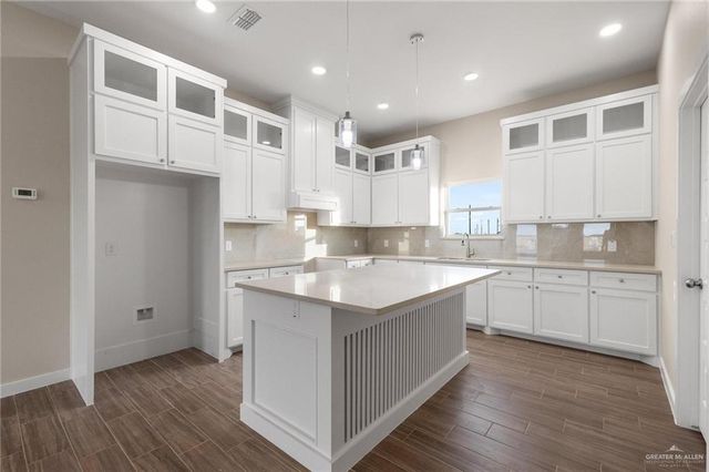 343 Barcelona Street, Donna, TX 78537