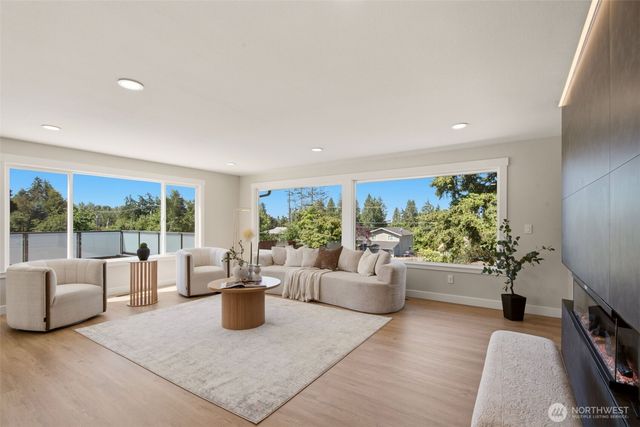 502 23rd Avenue, Milton, WA 98354