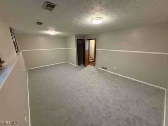 6960 Lockwood Boulevard, Youngstown, OH 44512