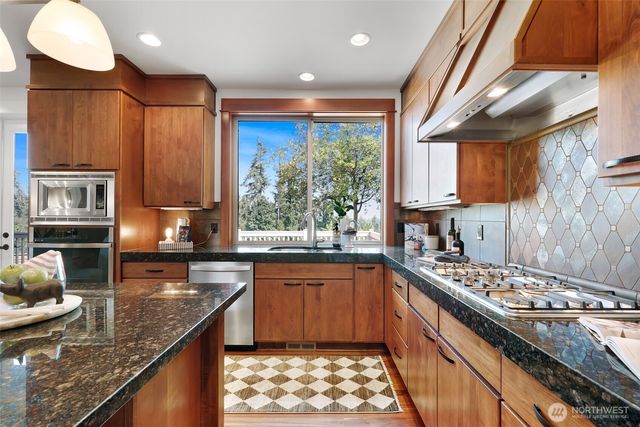 22211 1st Drive SE, Bothell, WA 98021