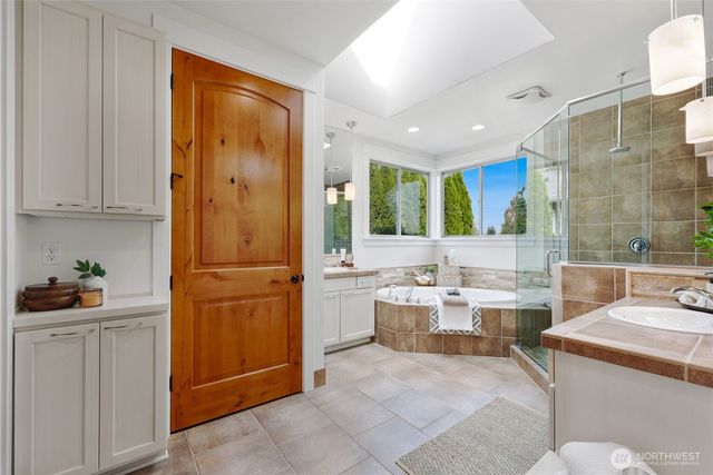 22211 1st Drive SE, Bothell, WA 98021