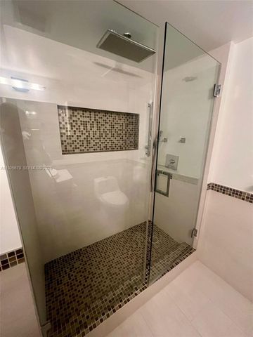 2101 Brickell Ave 2306, Miami, FL 33129