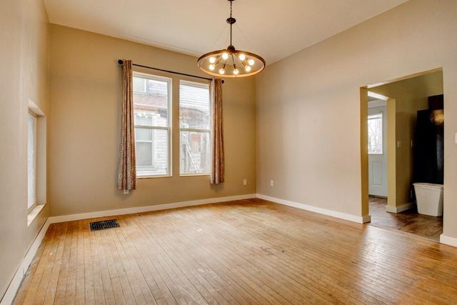 813 6TH AVENUE, Menominee, MI 49858