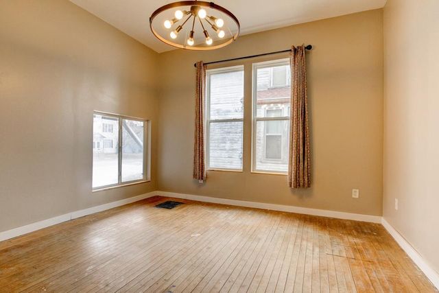 813 6TH AVENUE, Menominee, MI 49858