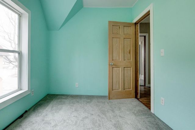 813 6TH AVENUE, Menominee, MI 49858