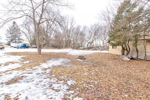 813 6TH AVENUE, Menominee, MI 49858