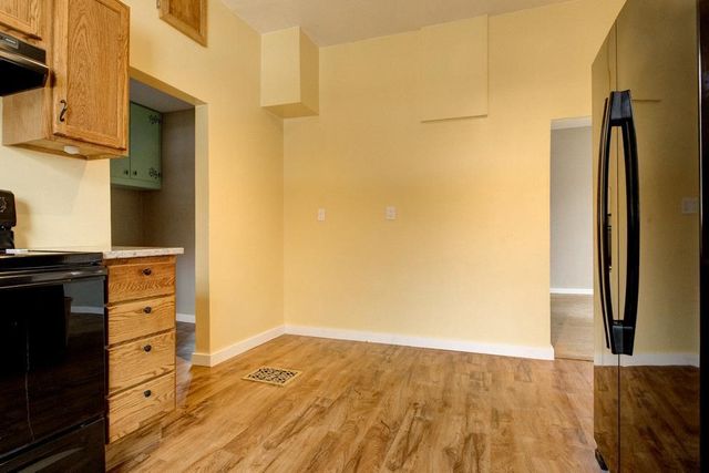 813 6TH AVENUE, Menominee, MI 49858