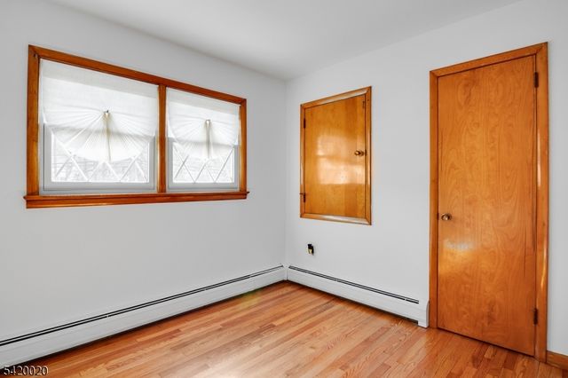 240 Ridge Rd, Cedar Grove Twp., NJ 07009