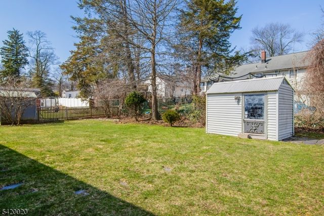 240 Ridge Rd, Cedar Grove Twp., NJ 07009