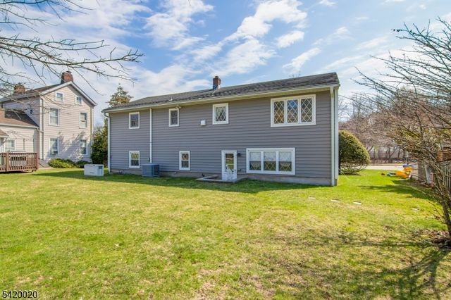 240 Ridge Rd, Cedar Grove Twp., NJ 07009