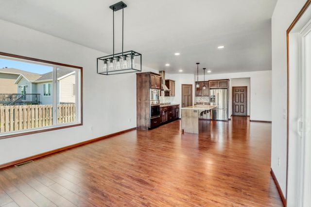 5001 44th Street S, Fargo, ND 58104