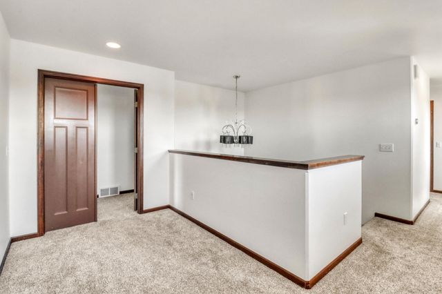 5001 44th Street S, Fargo, ND 58104