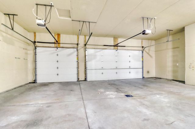 5001 44th Street S, Fargo, ND 58104