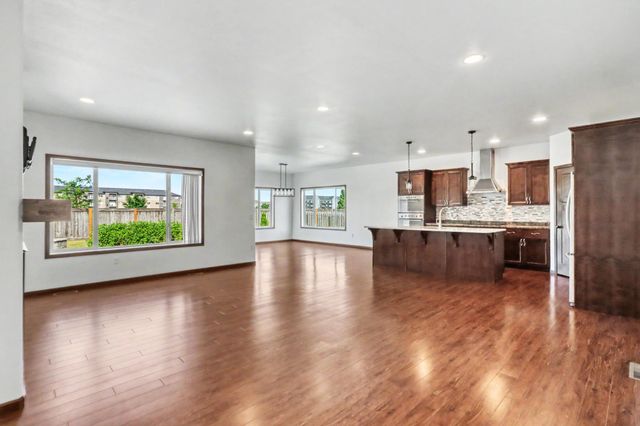 5001 44th Street S, Fargo, ND 58104