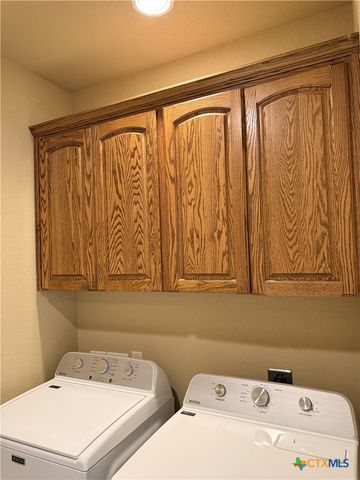 256 Kimbrough, Seguin, TX 78155