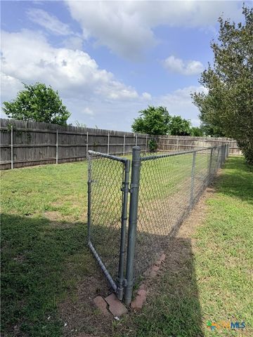 256 Kimbrough, Seguin, TX 78155