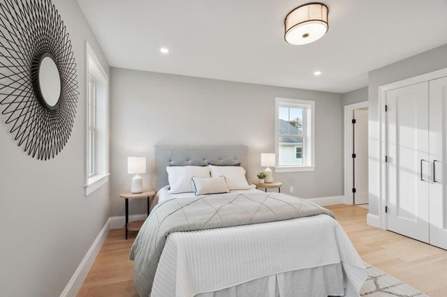 54 Cypress St. 54, Watertown, MA 02472