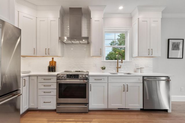 54 Cypress St. 54, Watertown, MA 02472