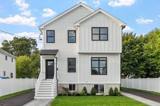 54 Cypress St. 54, Watertown, MA 02472