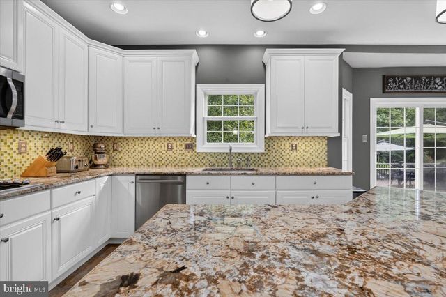 813 PRINCETON DR, Warrington, PA 18976