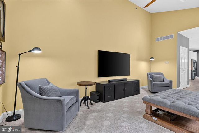 813 PRINCETON DR, Warrington, PA 18976