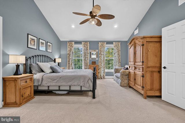 813 PRINCETON DR, Warrington, PA 18976