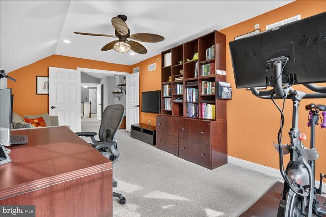 813 PRINCETON DR, Warrington, PA 18976