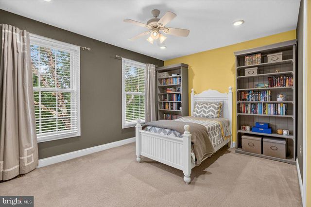 813 PRINCETON DR, Warrington, PA 18976