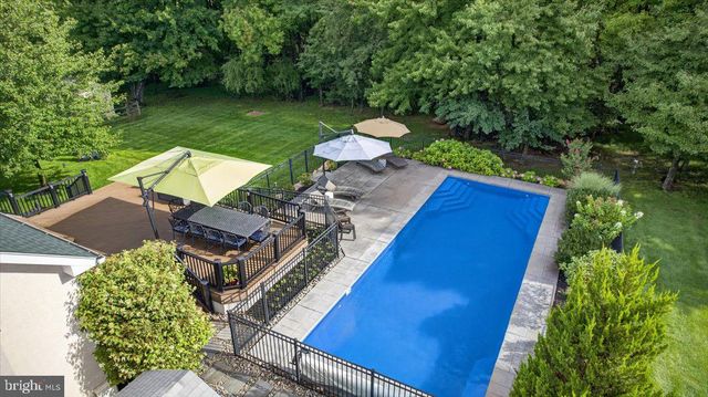 813 PRINCETON DR, Warrington, PA 18976