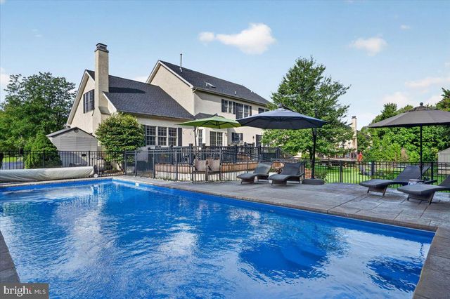 813 PRINCETON DR, Warrington, PA 18976