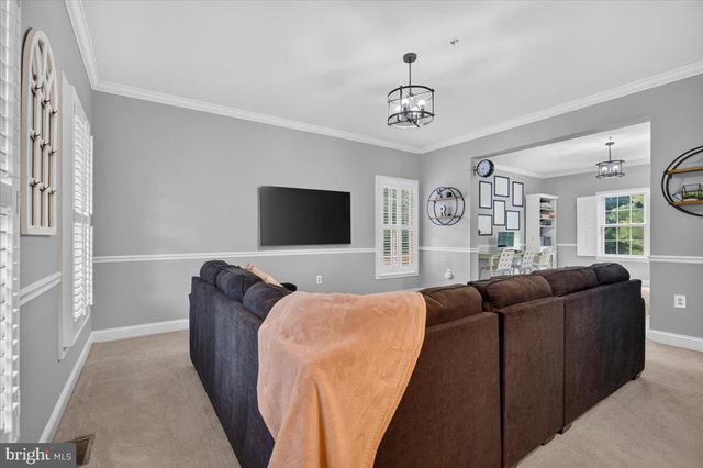 813 PRINCETON DR, Warrington, PA 18976