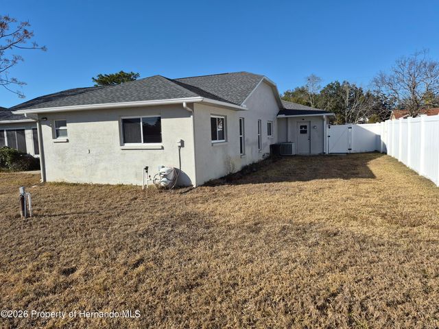 14186 Oak Knoll Street, Spring Hill, FL 34609