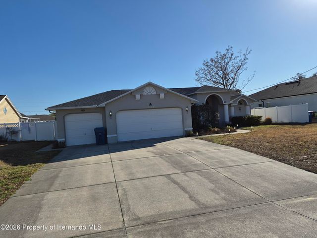 14186 Oak Knoll Street, Spring Hill, FL 34609