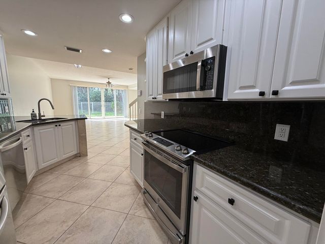 230 FORTUNA Drive, Palm Beach Gardens, FL 33410