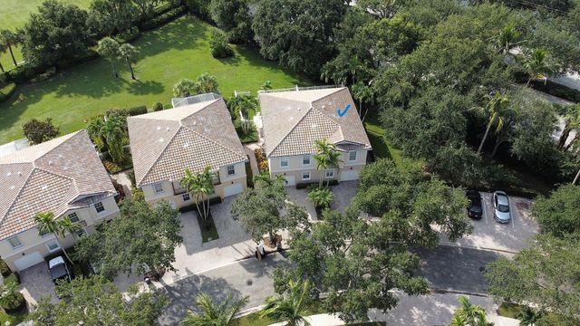 230 FORTUNA Drive, Palm Beach Gardens, FL 33410