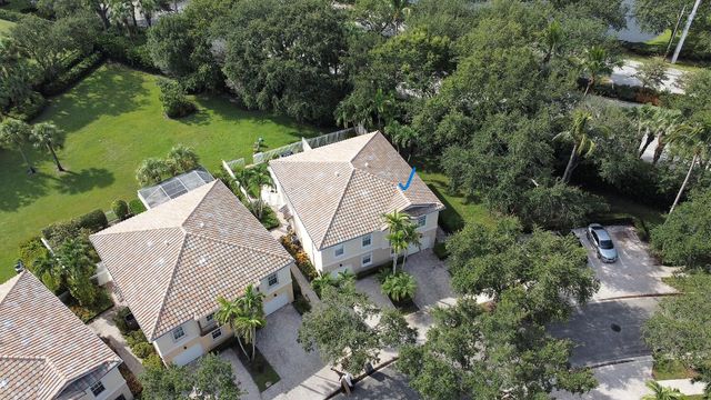 230 FORTUNA Drive, Palm Beach Gardens, FL 33410