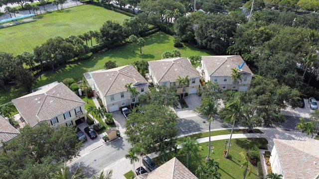 230 FORTUNA Drive, Palm Beach Gardens, FL 33410