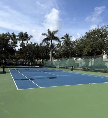 230 FORTUNA Drive, Palm Beach Gardens, FL 33410