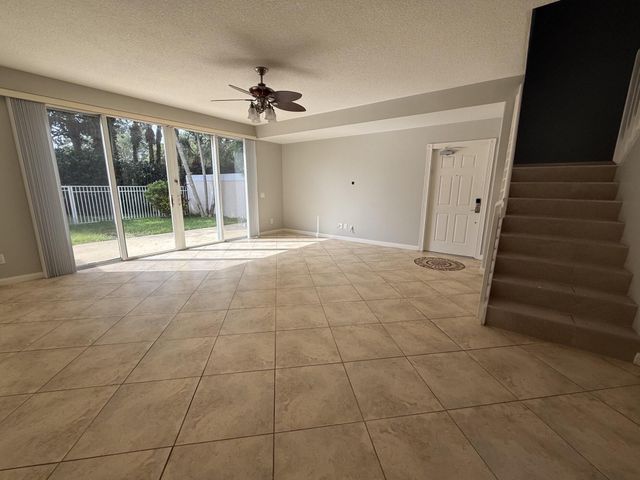 230 FORTUNA Drive, Palm Beach Gardens, FL 33410