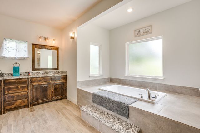 739 County Road 3696, Springtown, TX 76082